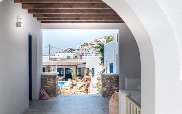 Ios Resort