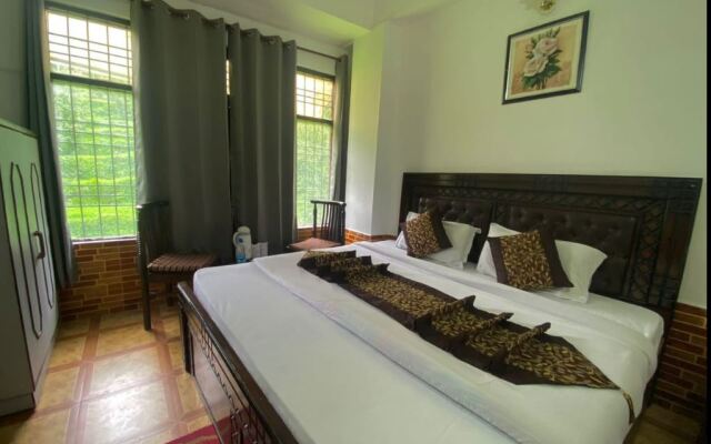 Hotel Snow Retreat by OYO Rooms