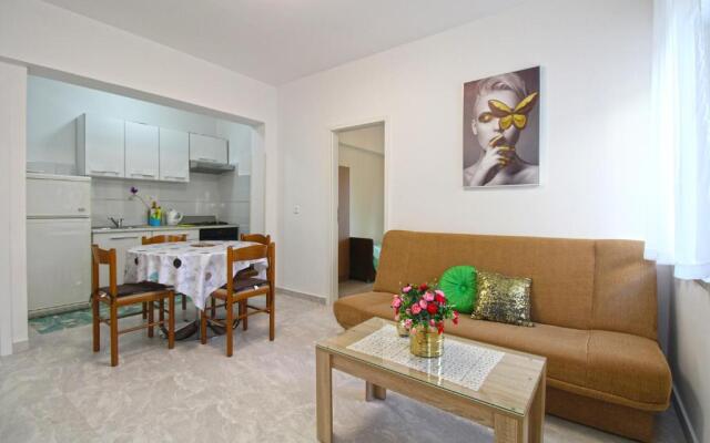 Apartments Viktorija 1828