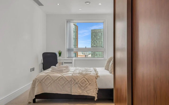 Talisman & Duckman Tower at Canary Wharf by MySquare