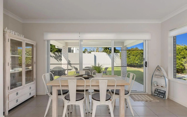 Salty Pause @ Bondi House