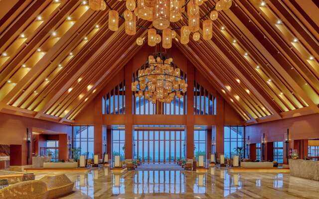 DoubleTree by Hilton Shanwei