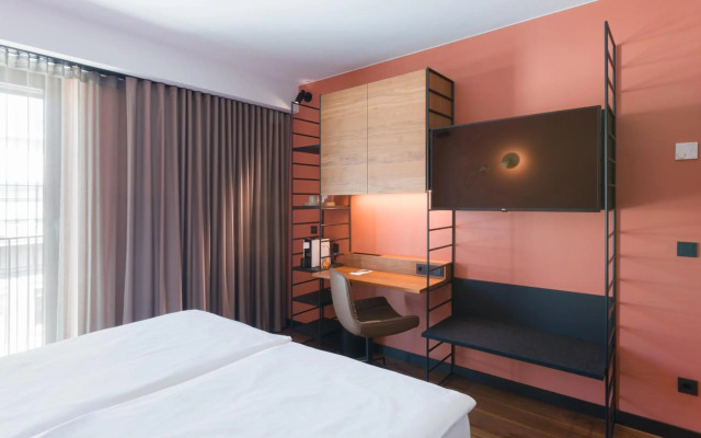 EmiLu Design Hotel