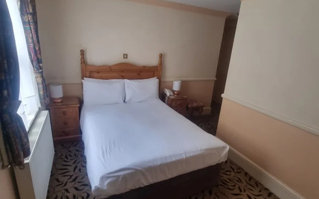 The Oak Hotel
