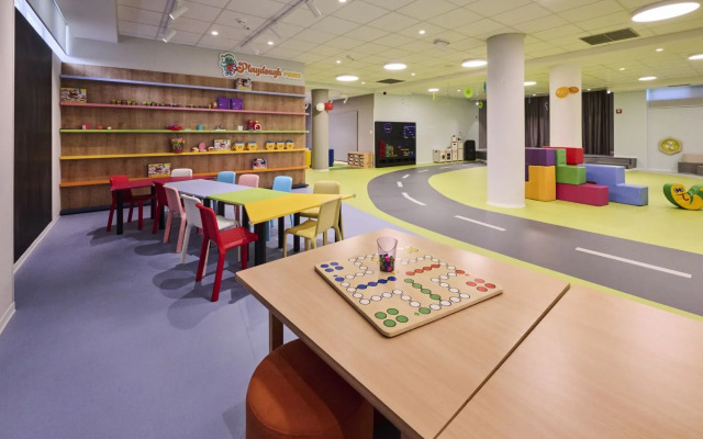 Aminess Vival Maestral Hotel