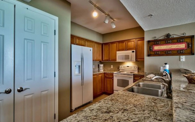 Emerald Beach 534 by RedAwning