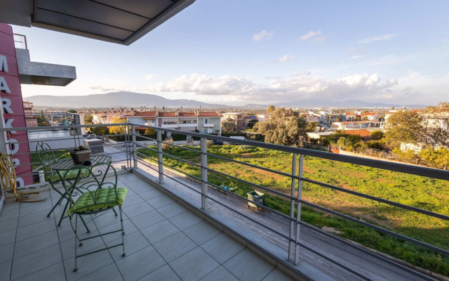Nancy View Apartment - Right Next to the Airport