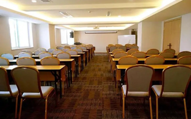 Ji Hotel (Xi'an North Railway Station Municipal Go