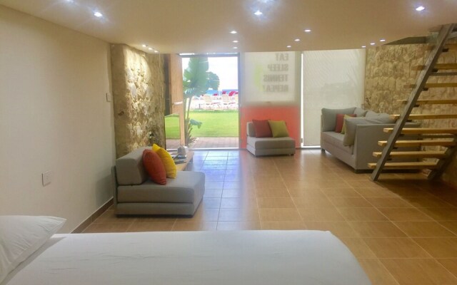 Damour Country Club