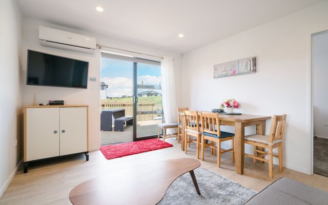 Schnapper Rock Brand New 2 Bedrooms Unit