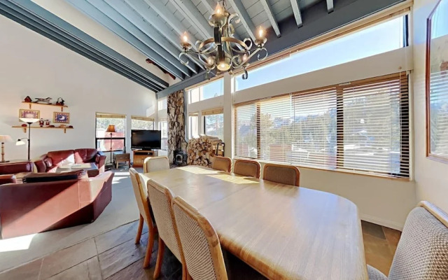Remodeled Spacious Condo - Next to Car Charging, Hot Tubs, Village Gondola by RedAwning