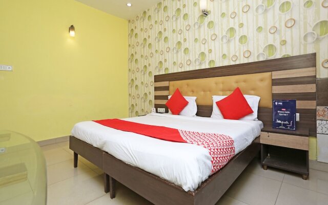 OYO 4939 Hotel Highway Inn