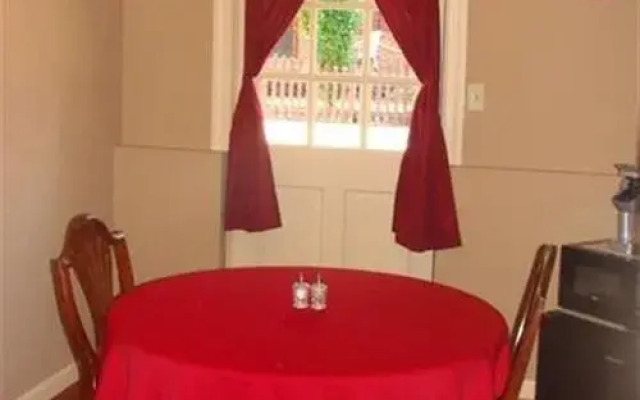 The Tillie Pierce House Inn