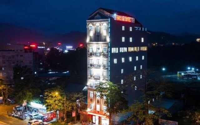 Dinh Gia Hotel