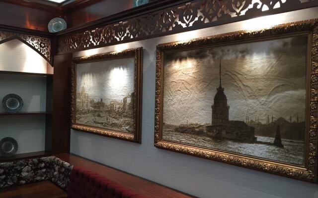 Venice Time 90