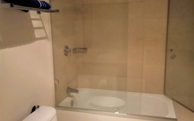 High-rise Reforma Apartment , 2bdr, 2bath,