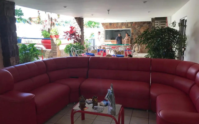 Otellin Triumph Hotel