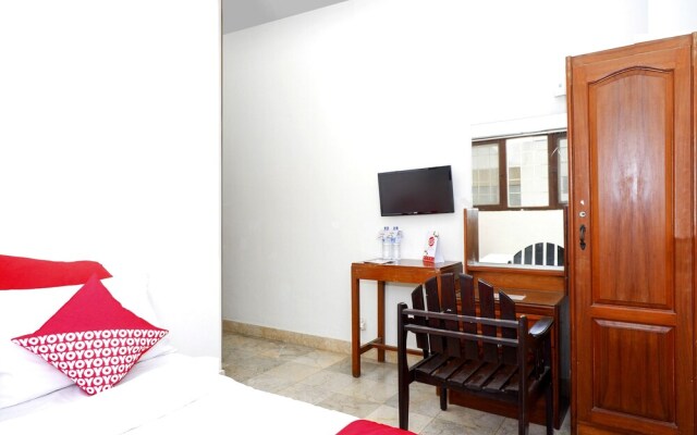 Hotel Pura Puspa Rosa by OYO Rooms