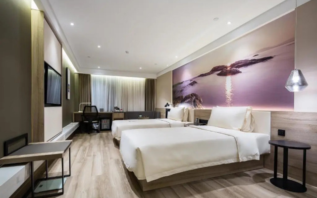 Atour Hotel May Fourth Square Qingdao