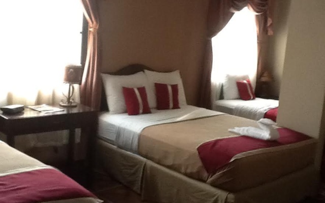 La Bellota Hotel