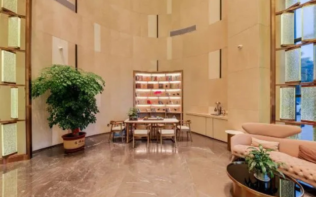 Layton Garden Inn Dongguan Fenggang Longfeng Villa