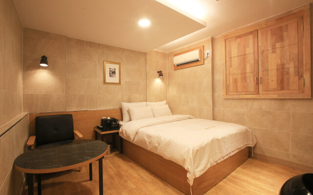 RUI Hotel