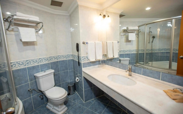 Anemon Grand Manisa Hotel
