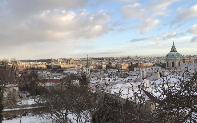 Royal View Apartments