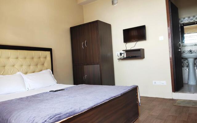 Great Eastern Valley Residency