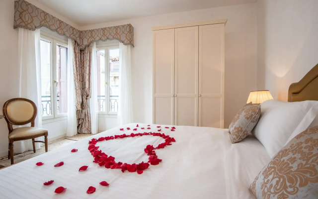 San Teodoro Palace Luxury Apartments