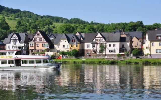 Mosel-Landhaus am Moselufer