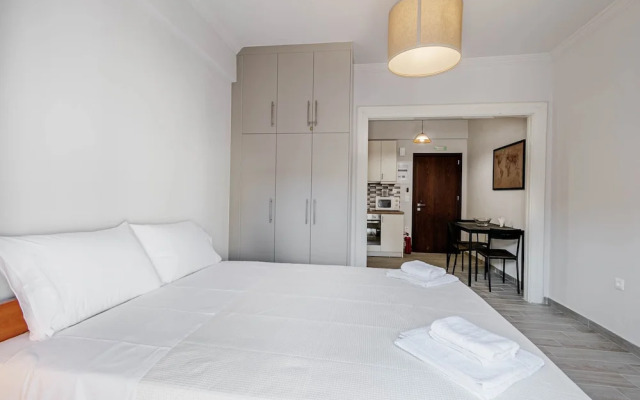 Alex Home by Corfuescapes