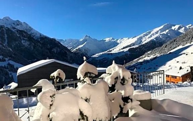 Ferienwohnung CASA URSIN Val Lumnezia