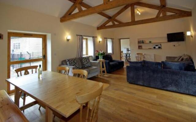 Durstone Farm - The Stables