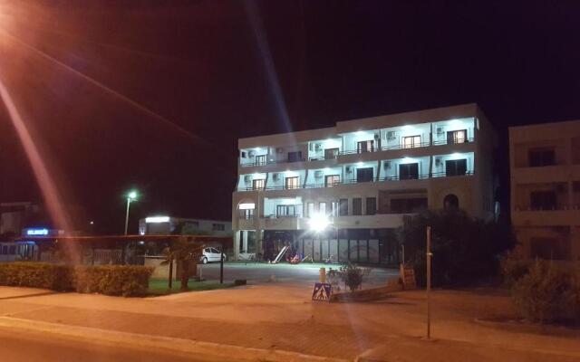 Apartments & Studio Haxhibeti