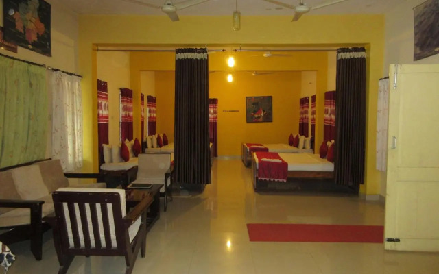 KSTDC Hotel Mayura Velapuri Belur
