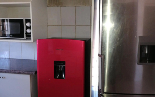 Naisar's Apartments Primrose,Johannesburg