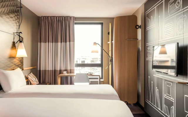 ibis Paris Coeur d'Orly Airport