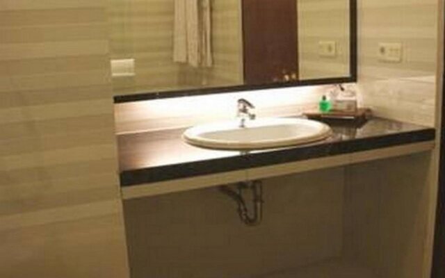 Hotel Kini