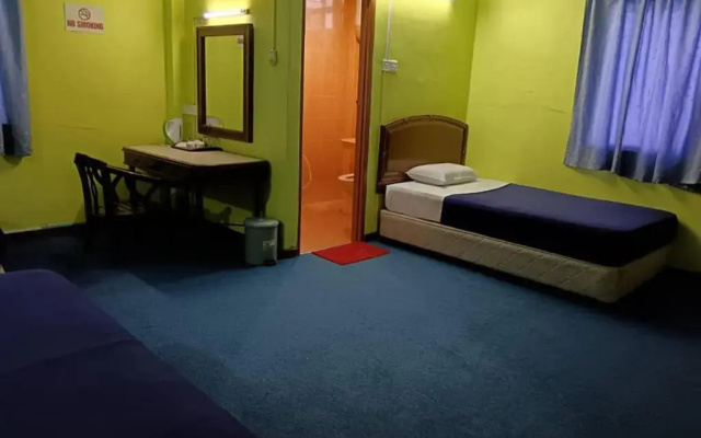 Hotel Ayu Villa