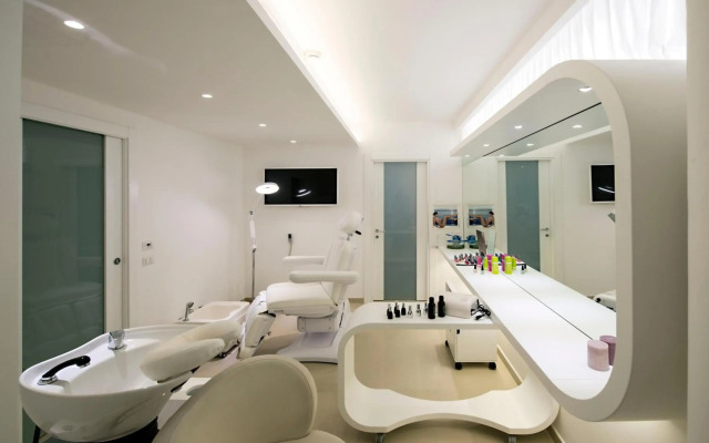 Victoria Palace Hotel & Zen Wellness