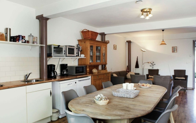 Farmhouse Appartment in Eede