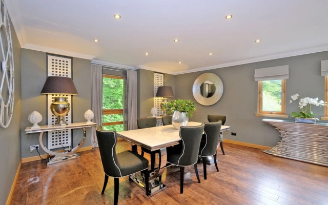 Stunning Family Home in Cults, Aberdeen