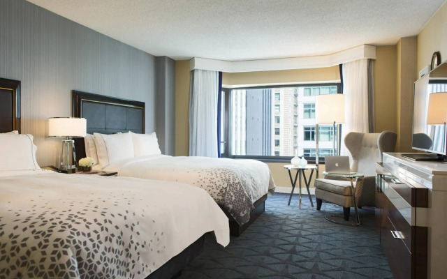 Renaissance Chicago Downtown Hotel