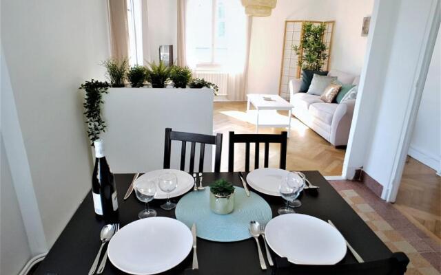 Au 36, Les Apparts Hotel Joigny