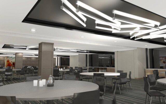Renaissance Montreal Downtown Hotel