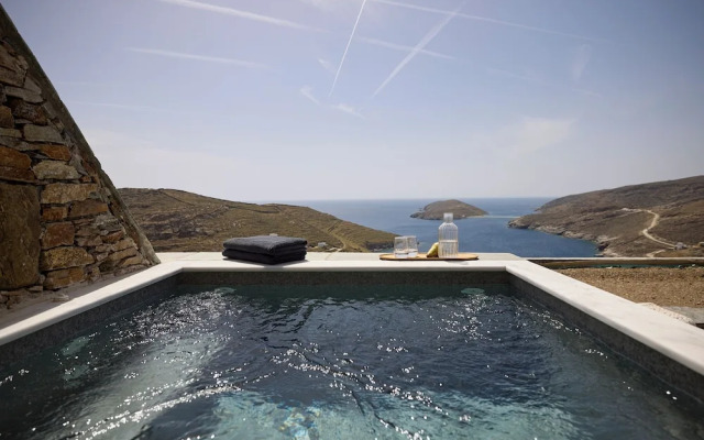 Orias Luxury Suites Kythnos