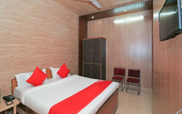 Hotel Maha Laxmi Palace by OYO Rooms