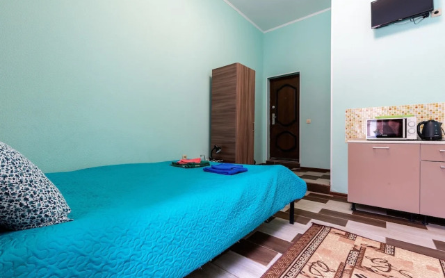 St.Petersburg Hotel Bronnitskaya 15