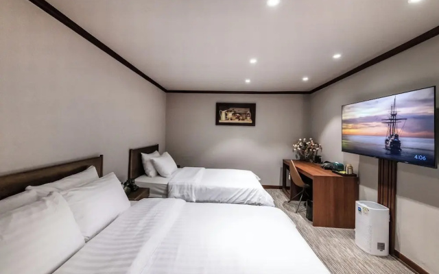 Newchonji Tourist Hotel